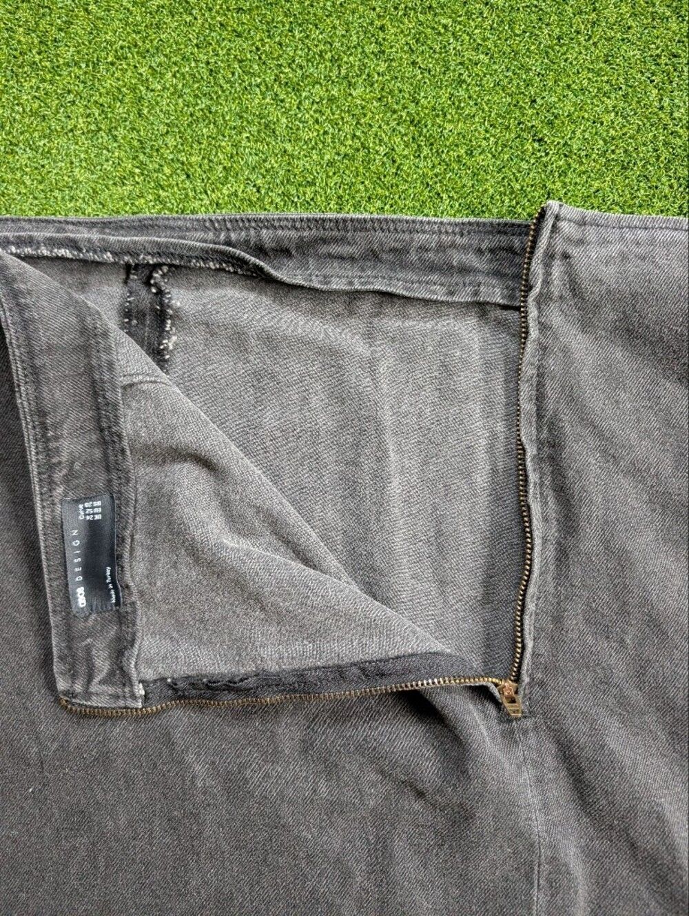 ASOS Design Curve Womens Charcoal Black Denim Plus Size Mini Skirt Size 20 - Picture 5 of 8